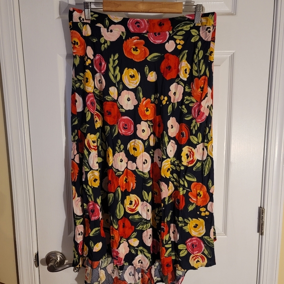 Lane Bryant Floral A line skirt - Picture 3 of 4